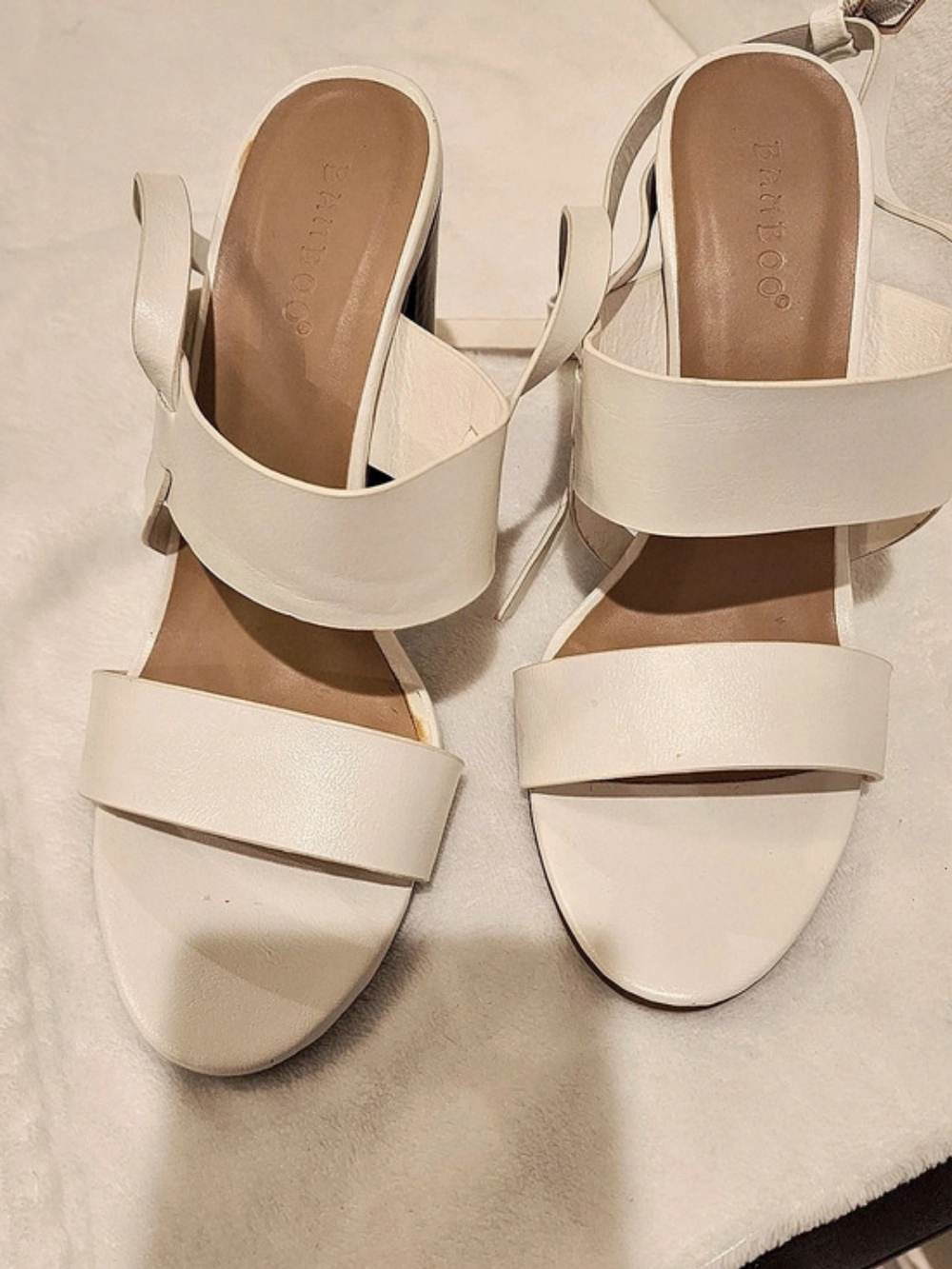 Bamboo White Strappy Wedge Sandals US 8